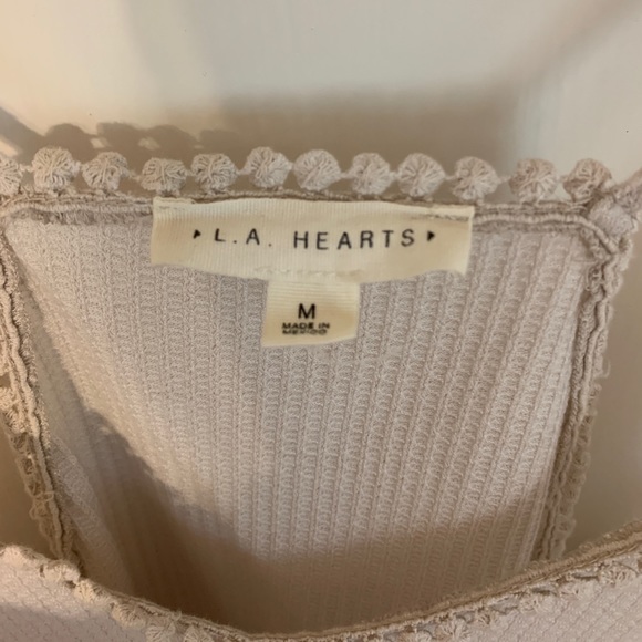 LA Hearts Crop Tank - Picture 4 of 4